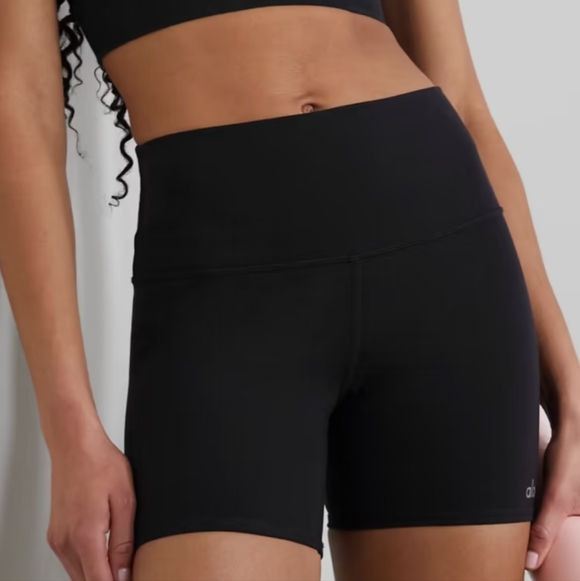 ALO Yoga Pants - Alo Yoga Black High Rise Biker Shorts